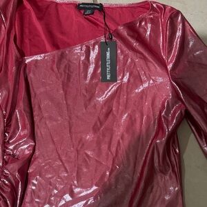 PrettyLittleThing Metallic Pink One-Shoulder Top